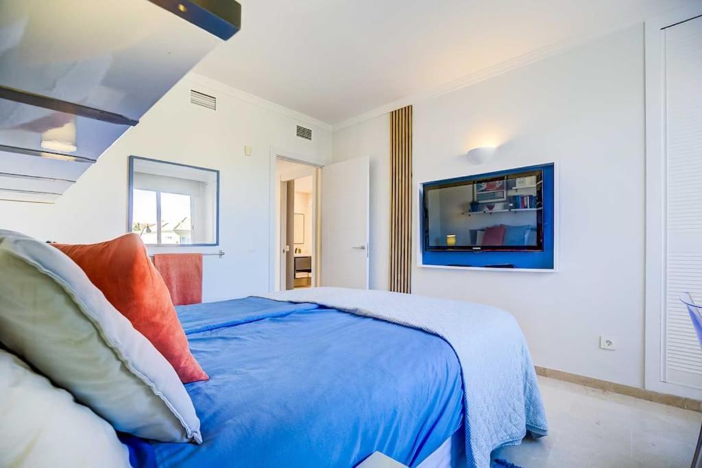 107-exclusive With Pool, Elviria, Marbella