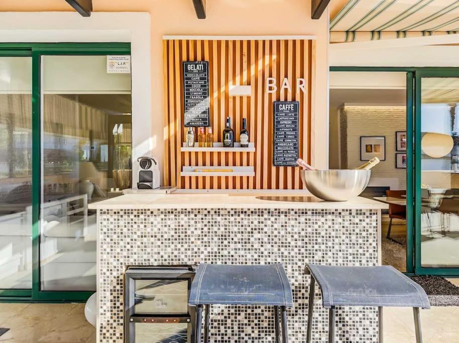 107-exclusive With Pool, Elviria, Marbella